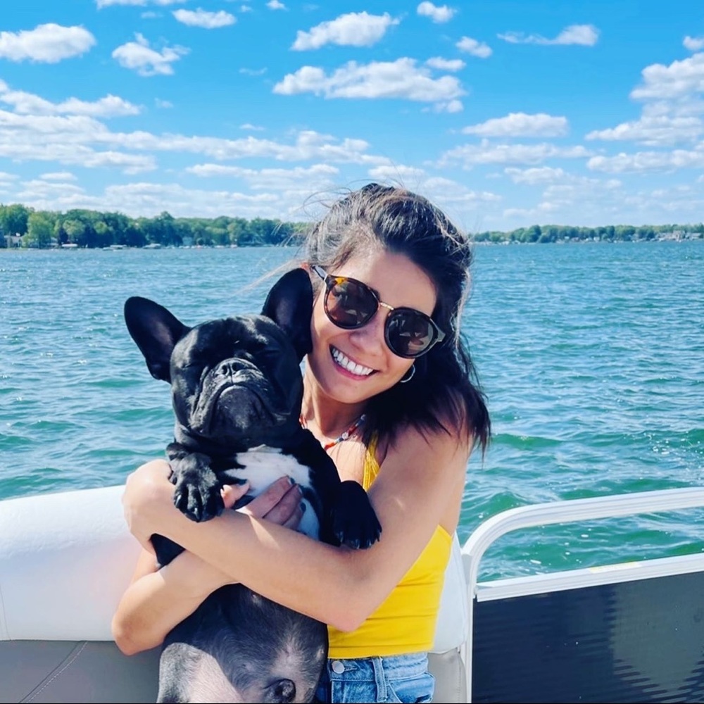 Meet your Posher, Ivy